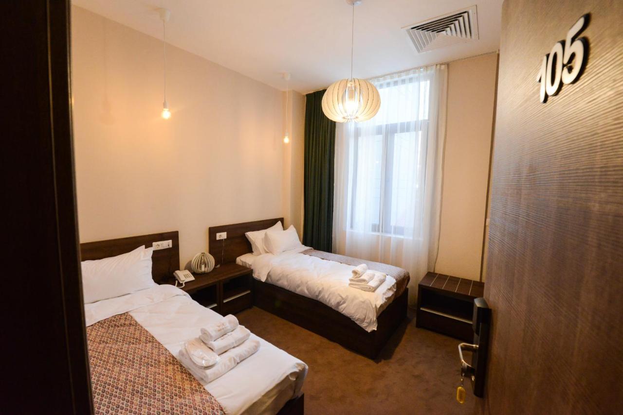 Hotel Cara 28 Skopje Luaran gambar