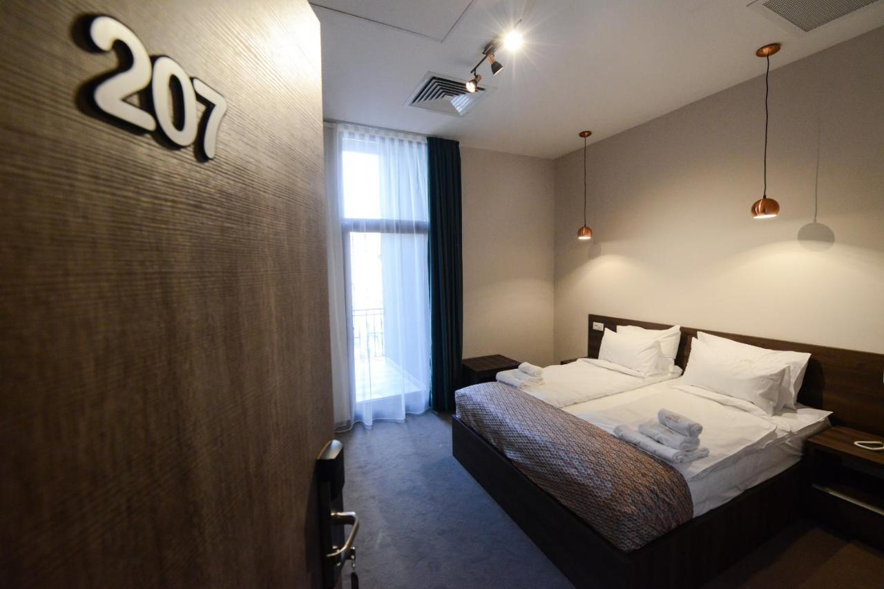 Hotel Cara 28 Skopje Luaran gambar